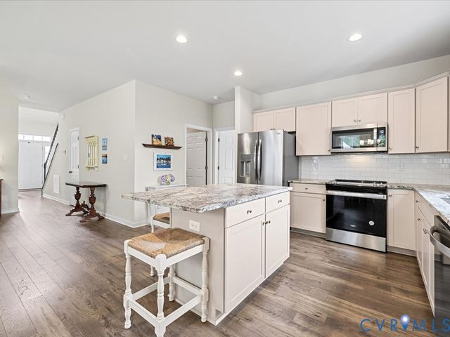 8712 Sanibel Ct, Chesterfield, VA 23832
