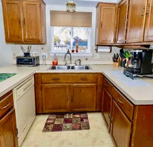 30988 Moroso Drive, Warren, MI 48088