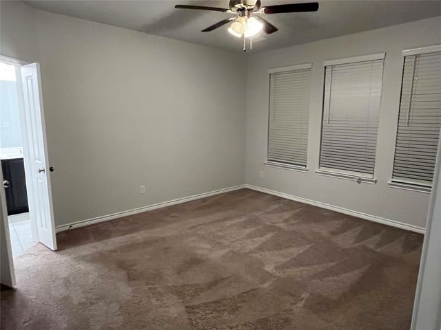 804 Peaceful Brook Drive, Fort Worth, TX 76140