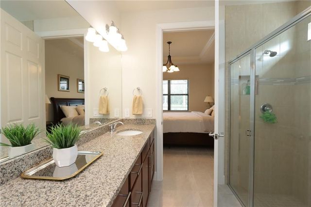 9842 Everglades DR, Naples, FL 34120