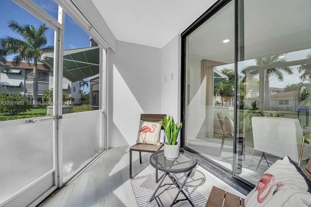 400 SE 10th Street 112, Deerfield Beach, FL 33441