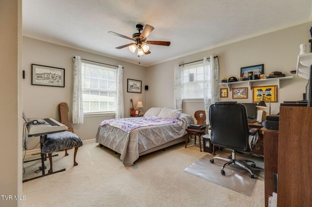 908 Spring Valley Drive, Kingsport, TN 37660