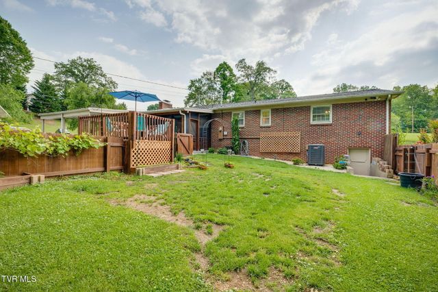 908 Spring Valley Drive, Kingsport, TN 37660