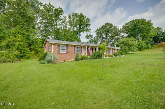 908 Spring Valley Drive, Kingsport, TN 37660