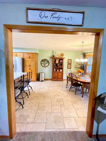 7515 W Wynwood Drive, Springfield, MO 65802