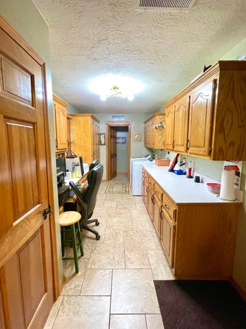 7515 W Wynwood Drive, Springfield, MO 65802