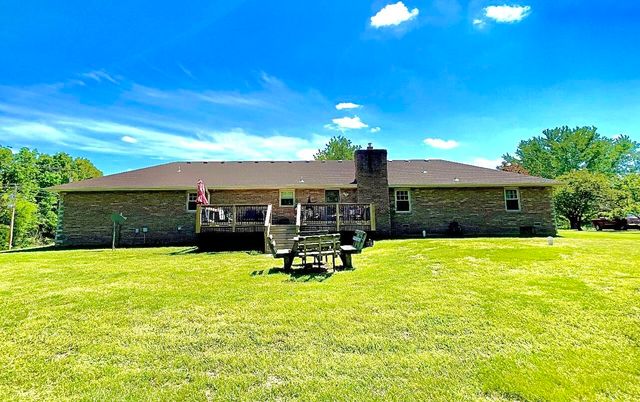 7515 W Wynwood Drive, Springfield, MO 65802