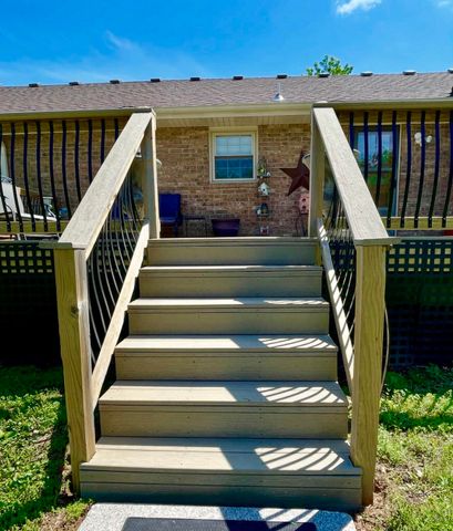 7515 W Wynwood Drive, Springfield, MO 65802