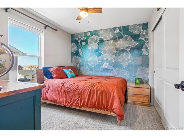 865 N Waterloo Cir, Aurora, CO 80018