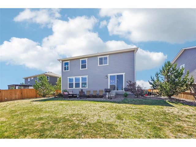 865 N Waterloo Cir, Aurora, CO 80018