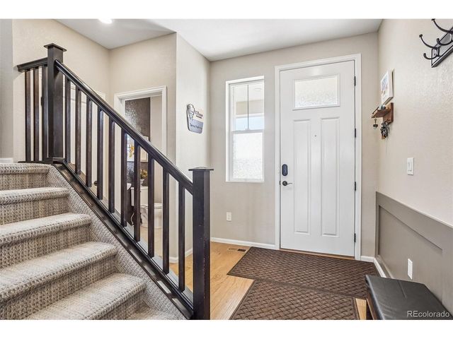 865 N Waterloo Cir, Aurora, CO 80018