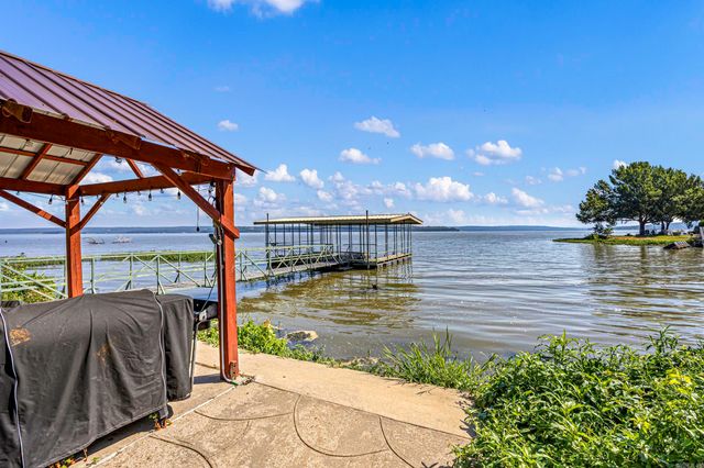 10101 Lakeshore Loop, Dardanelle, AR 72834
