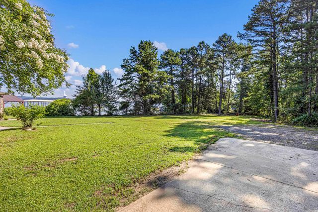 10101 Lakeshore Loop, Dardanelle, AR 72834