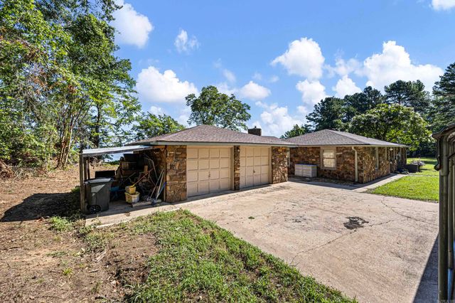 10101 Lakeshore Loop, Dardanelle, AR 72834
