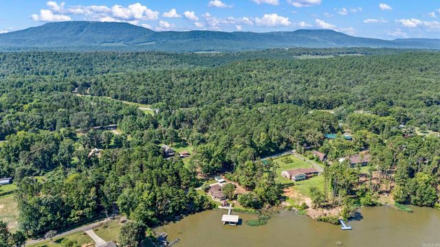 10101 Lakeshore Loop, Dardanelle, AR 72834