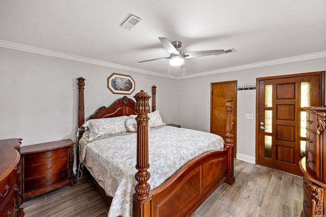 10101 Lakeshore Loop, Dardanelle, AR 72834