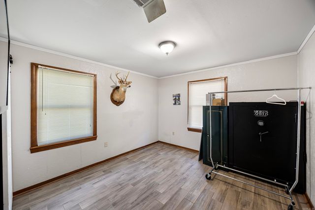 10101 Lakeshore Loop, Dardanelle, AR 72834