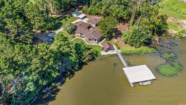 10101 Lakeshore Loop, Dardanelle, AR 72834