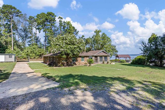 10101 Lakeshore Loop, Dardanelle, AR 72834