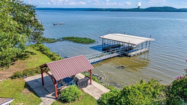 10101 Lakeshore Loop, Dardanelle, AR 72834