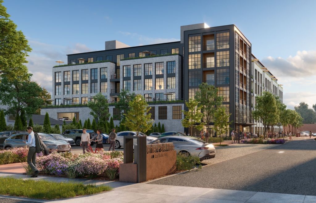 2 Arapahoe Road 601, West Hartford, CT 06117