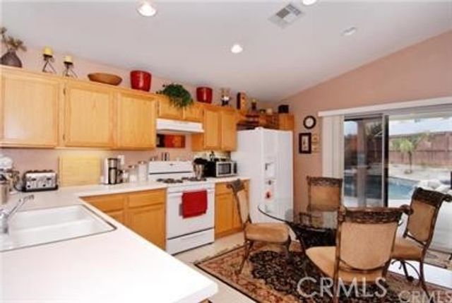 27180 Frost Court, Menifee, CA 92584