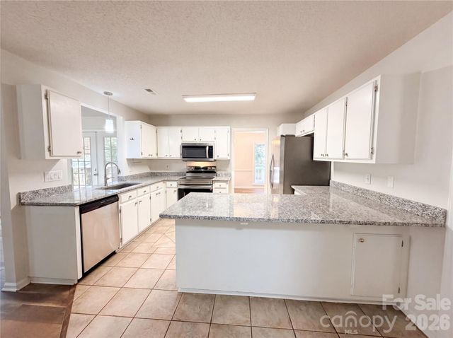 13622 Tynecastle Lane, Matthews, NC 28105