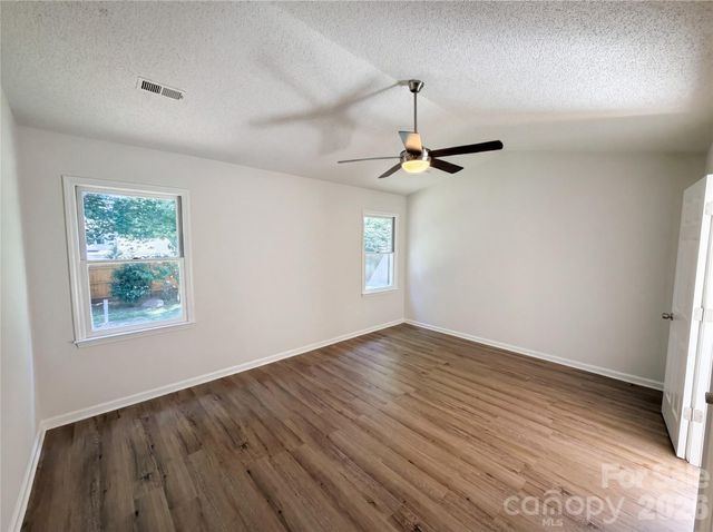 13622 Tynecastle Lane, Matthews, NC 28105