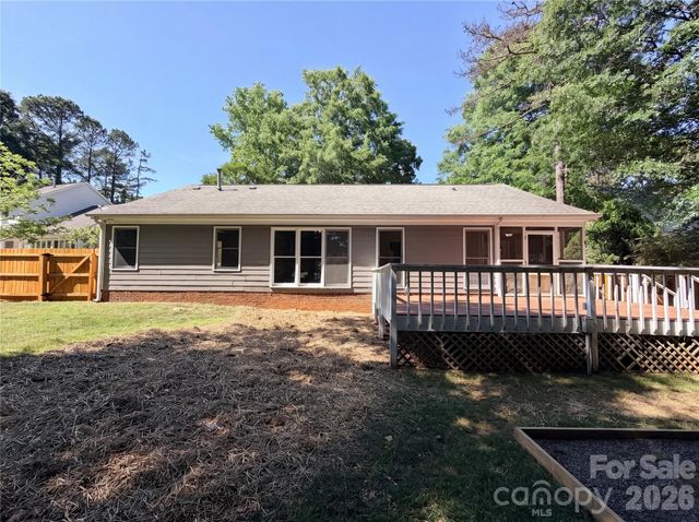 13622 Tynecastle Lane, Matthews, NC 28105