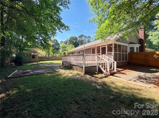 13622 Tynecastle Lane, Matthews, NC 28105