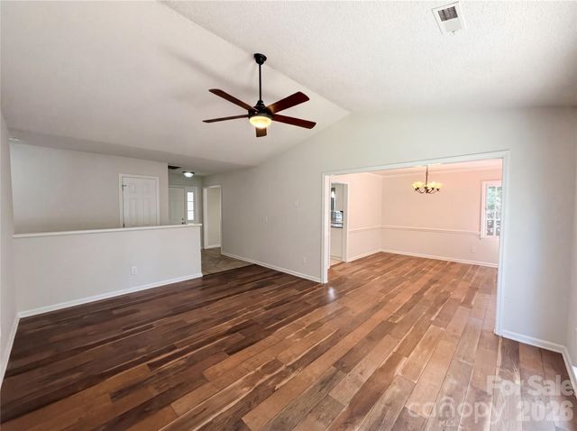13622 Tynecastle Lane, Matthews, NC 28105