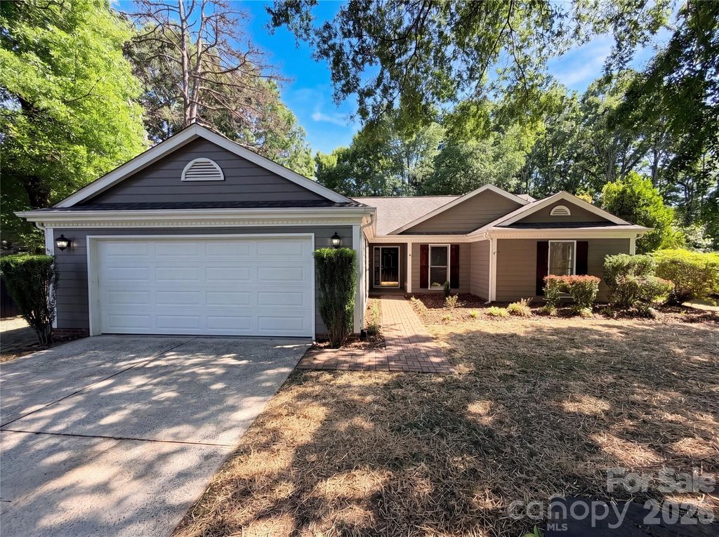 13622 Tynecastle Lane, Matthews, NC 28105