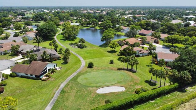 16768 Oak Hill Trail 1214, Delray Beach, FL 33484