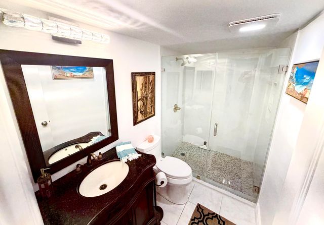 16768 Oak Hill Trail 1214, Delray Beach, FL 33484