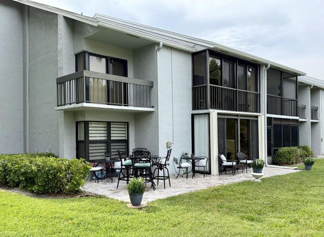 16768 Oak Hill Trail 1214, Delray Beach, FL 33484