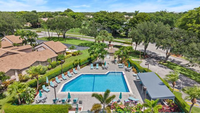 16768 Oak Hill Trail 1214, Delray Beach, FL 33484