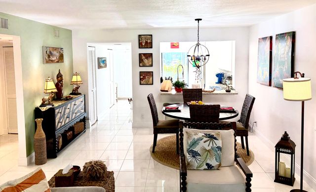 16768 Oak Hill Trail 1214, Delray Beach, FL 33484