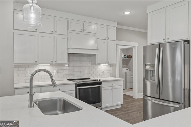 695 Parkview Drive, Winterville, GA 30683