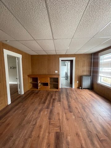 71 Arlington St, Fitchburg, MA 01420