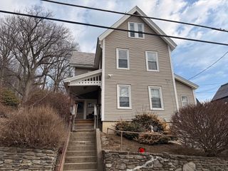 71 Arlington St, Fitchburg, MA 01420