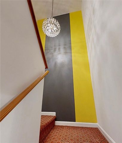 1368 Meadowbrook Dr, North Strabane, PA 15317