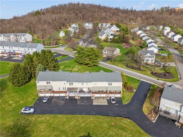 1368 Meadowbrook Dr, North Strabane, PA 15317