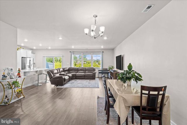 15 MORLEY BLVD, Medford, NJ 08055