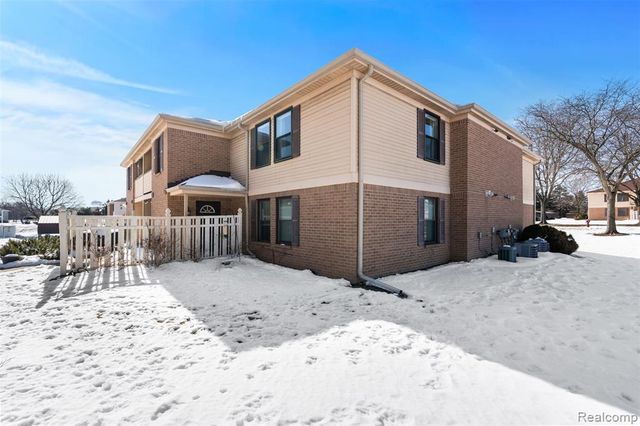 19546 Northridge Drive, Northville, MI 48167