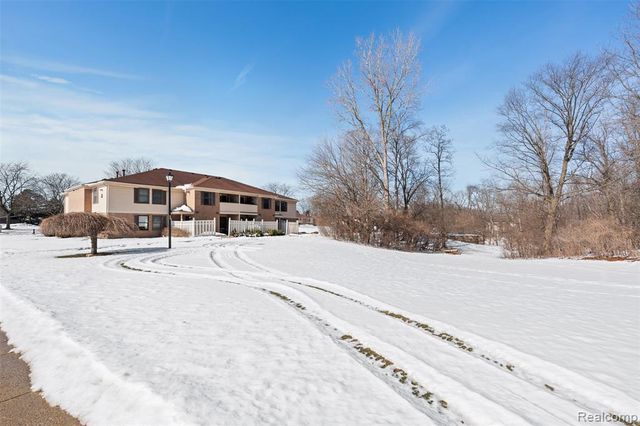 19546 Northridge Drive, Northville, MI 48167