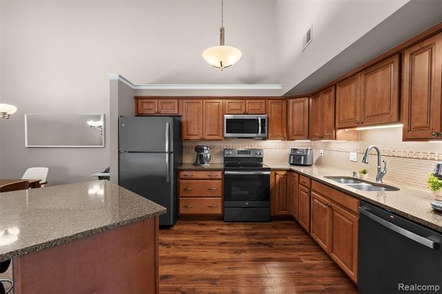 19546 Northridge Drive, Northville, MI 48167