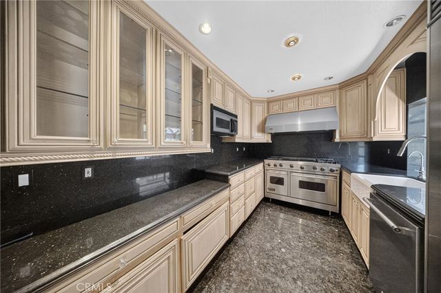 20960 Jamison, Carson, CA 90745