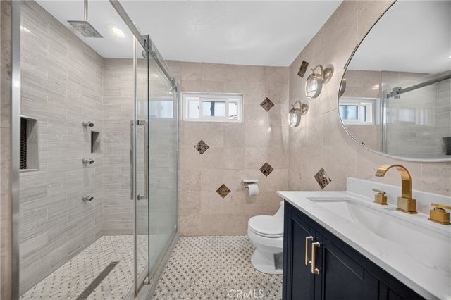 20960 Jamison, Carson, CA 90745