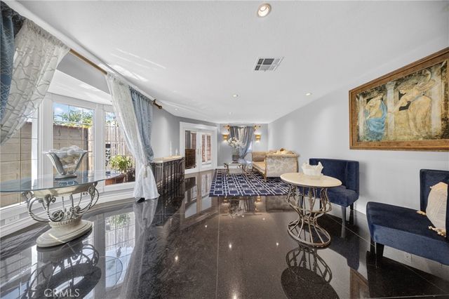 20960 Jamison, Carson, CA 90745