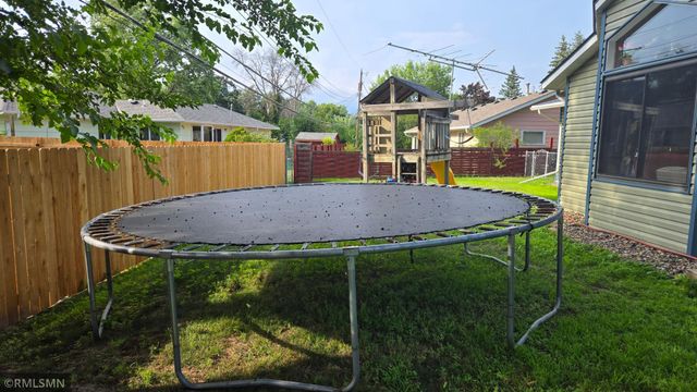 8530 Penn Avenue S, Bloomington, MN 55431